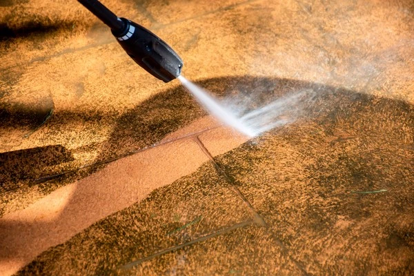 How To Pressure Wash A House in Long Branch NJ How To Pressure Wash A House in Long Branch NJ